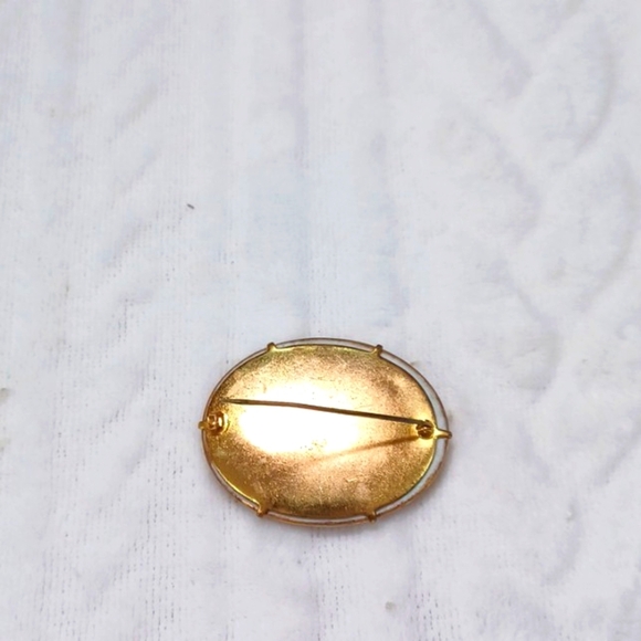 Vintage Hand Painted Landscape Lilies & Light House Oval‎ Brooch Pin - Picture 6 of 6